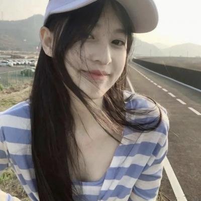 穿越橄榄树林